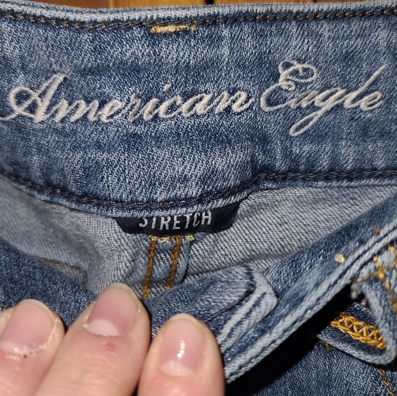 American Eagle Artist Crop Jeans Size 2 - Picture 3 of 10